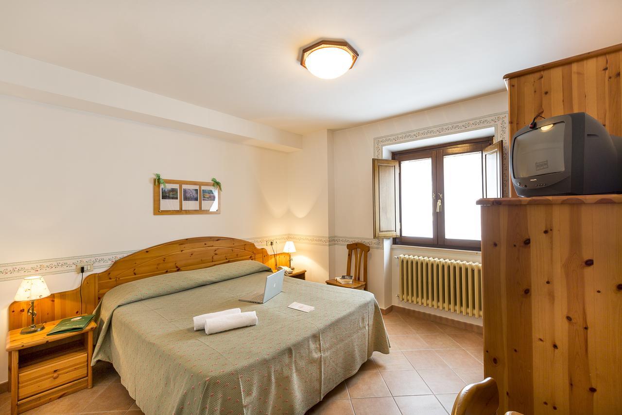 Hotel Trieste Roccaraso Bagian luar foto