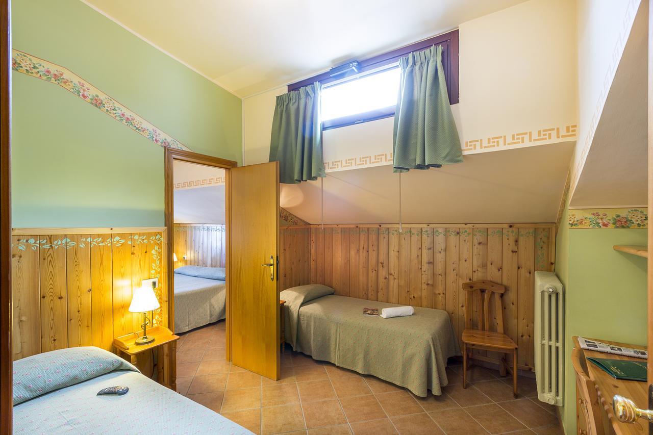 Hotel Trieste Roccaraso Bagian luar foto
